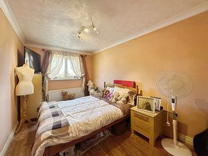 Photo 33- click for photo gallery